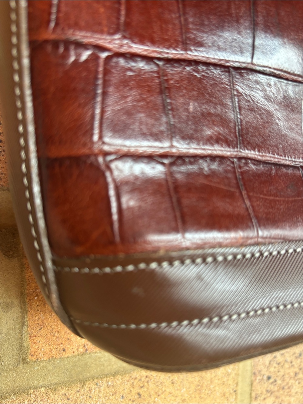 Vintage Dooney & Bourke Bayou Alligator Embossed Brown Leather Crossbody Bag, - Picture 10 of 15